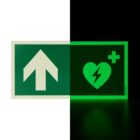 defibrillator aed hinweisschild mit pfeil nach vorne bzw. oben photolumineszierend, langnachleuchtend halb halb